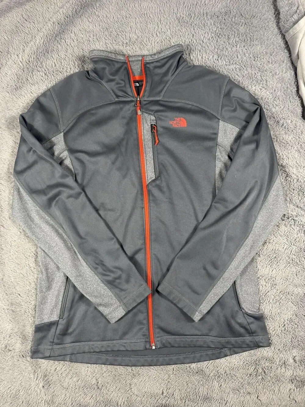 The North Face Jacket Mens Large Gray Softshell Full Zip Hiking Outdoor Trail